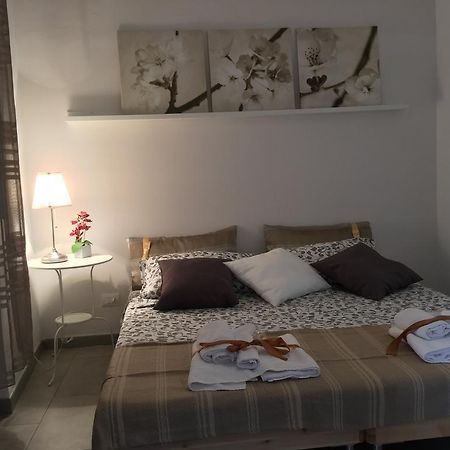 Case Vacanze Le Rose Villa Noto Exterior photo